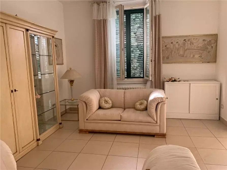 Immagine 15 di Appartamento in vendita  a Empoli