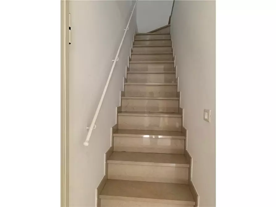 Immagine 16 di Appartamento in vendita  a Empoli