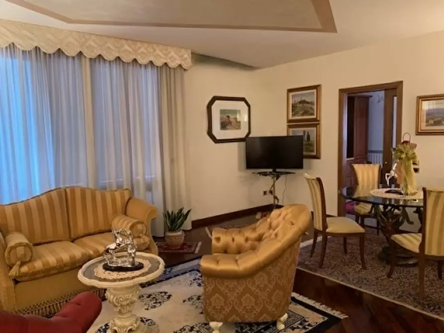 Immagine 22 di Appartamento in vendita  a Empoli