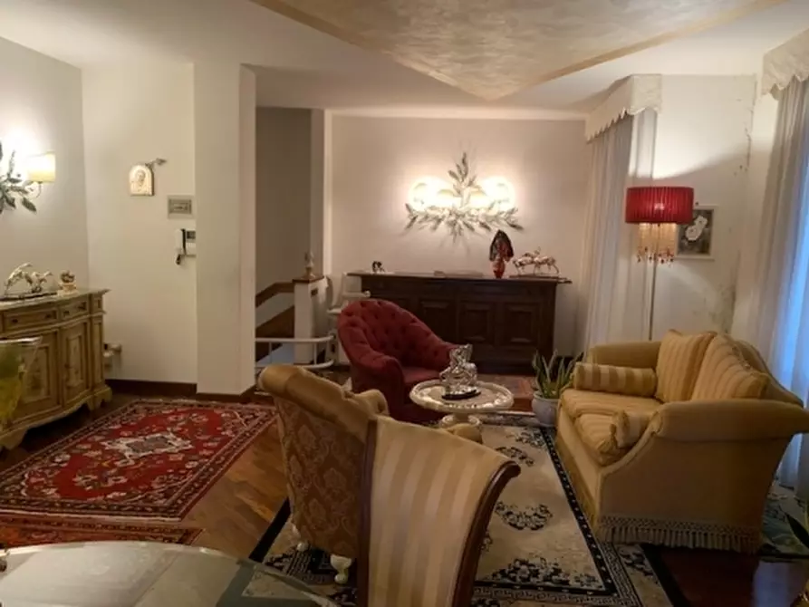 Immagine 23 di Appartamento in vendita  a Empoli