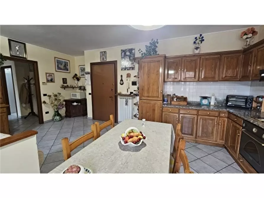 Immagine 5 di Appartamento in vendita  a Castelfiorentino