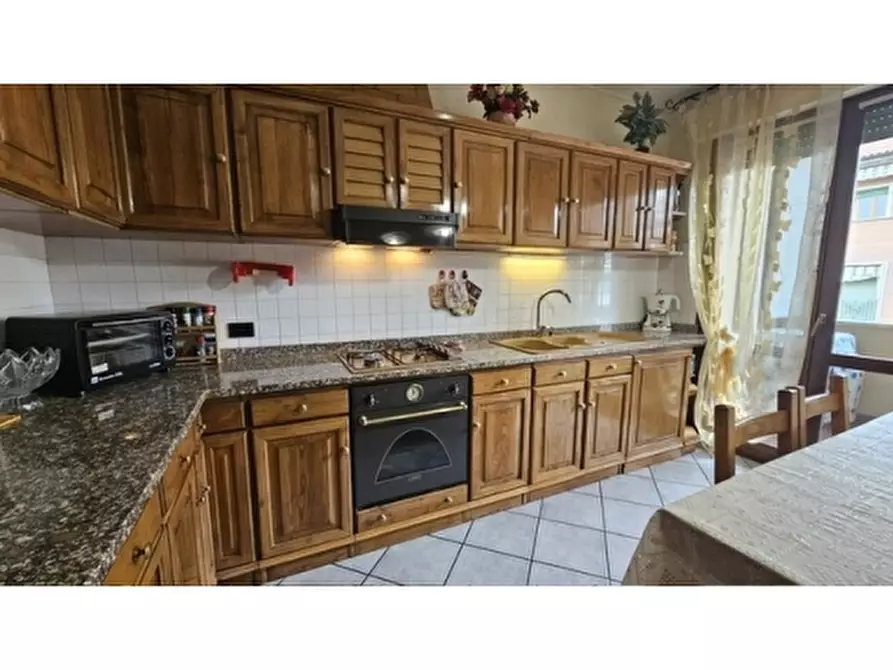 Immagine 6 di Appartamento in vendita  a Castelfiorentino