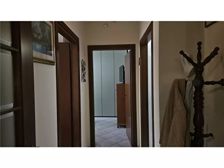 Immagine 15 di Appartamento in vendita  a Castelfiorentino