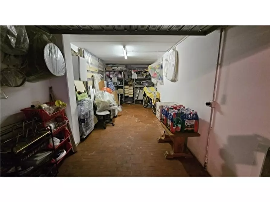 Immagine 39 di Appartamento in vendita  a Castelfiorentino