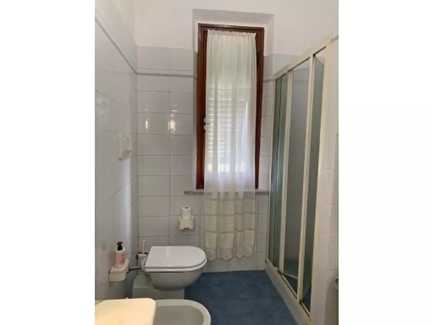 Immagine 11 di Appartamento in vendita  a Empoli