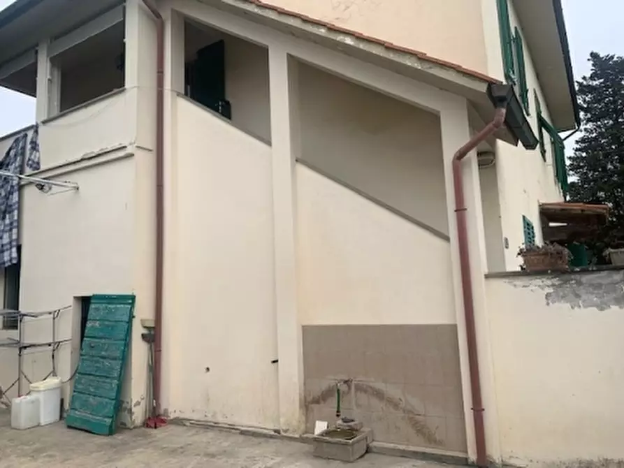 Immagine 25 di Appartamento in vendita  a Empoli