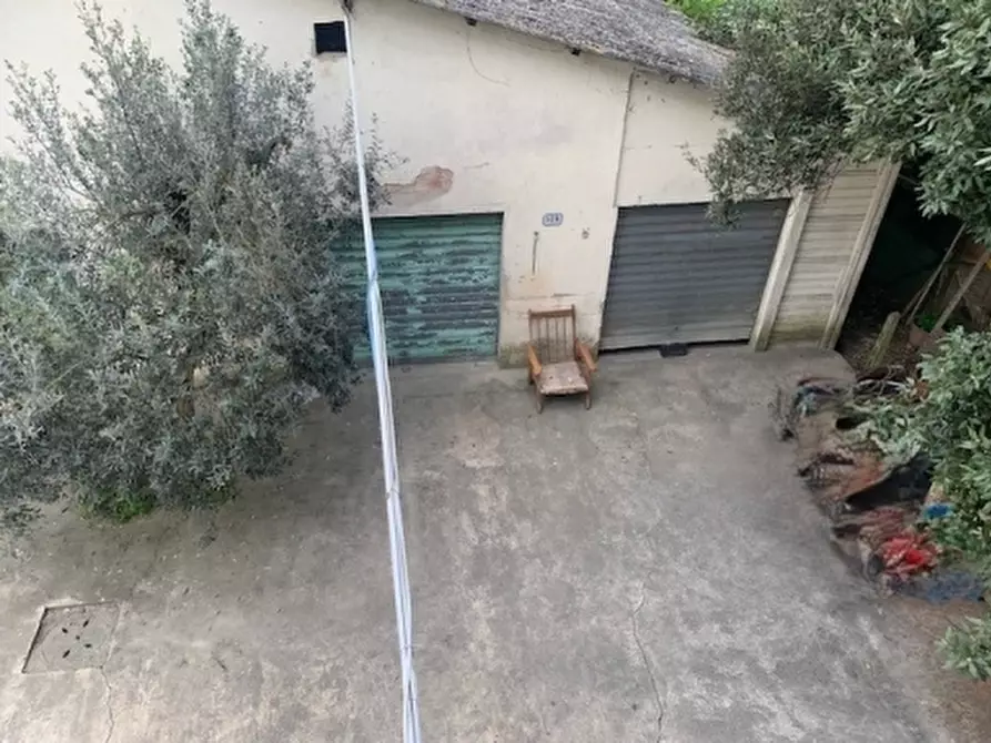 Immagine 27 di Appartamento in vendita  a Empoli