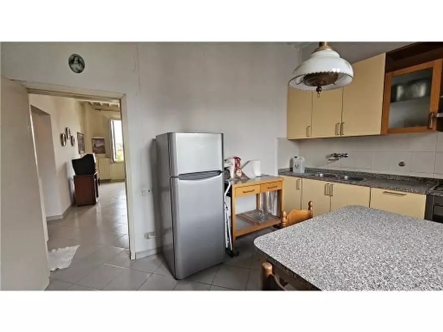 Immagine 9 di Appartamento in vendita  a Montelupo Fiorentino
