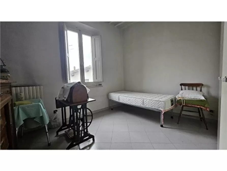 Immagine 19 di Appartamento in vendita  a Montelupo Fiorentino
