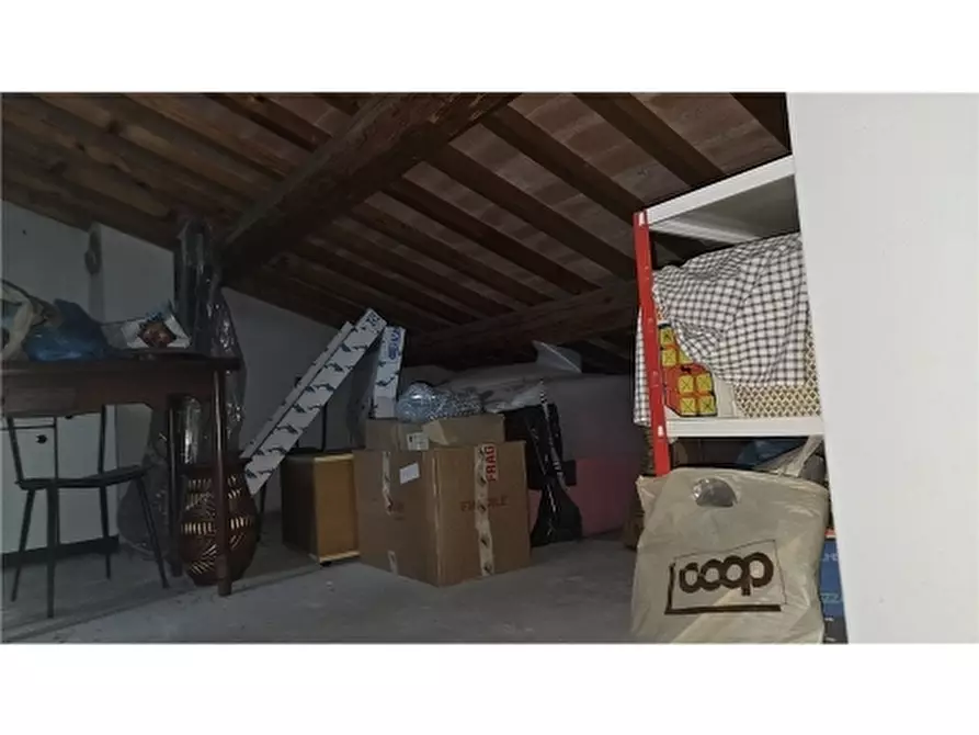 Immagine 27 di Appartamento in vendita  a Montelupo Fiorentino