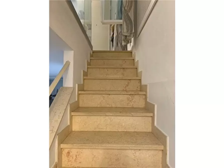 Immagine 13 di Appartamento in vendita  a Empoli