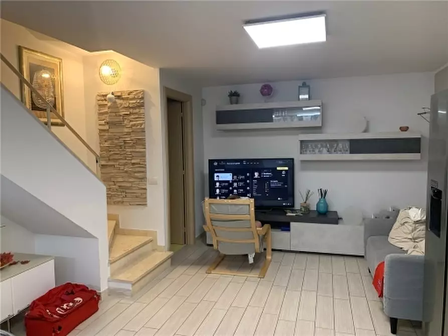 Immagine 14 di Appartamento in vendita  a Empoli