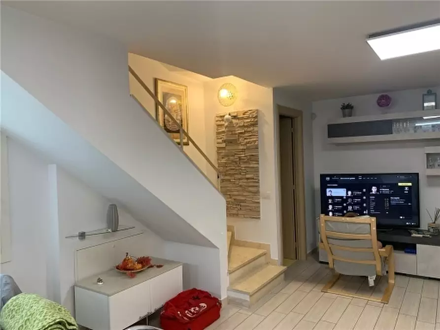 Immagine 15 di Appartamento in vendita  a Empoli