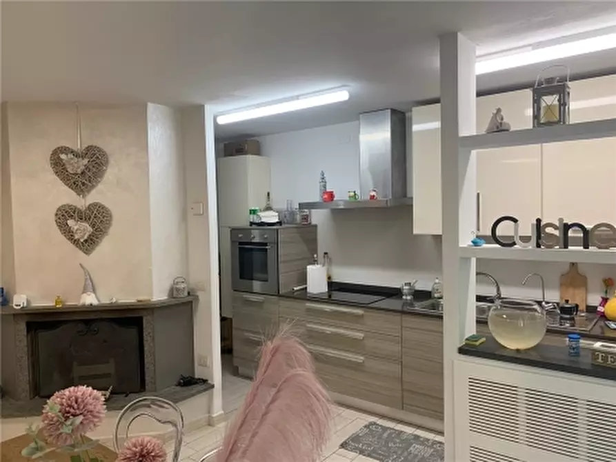 Immagine 19 di Appartamento in vendita  a Empoli