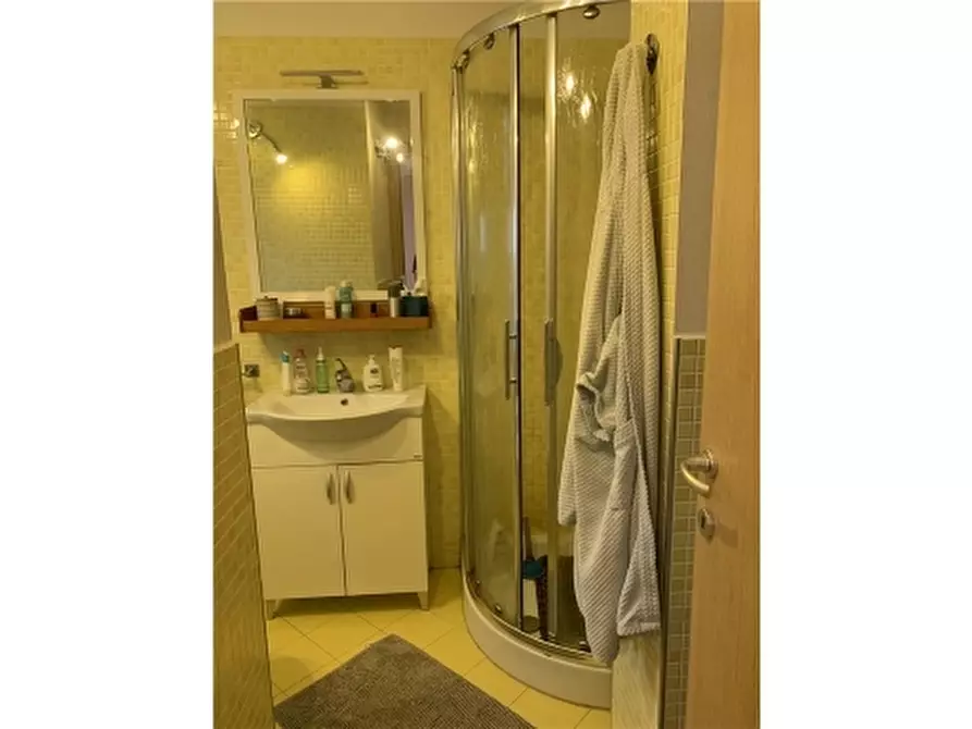 Immagine 21 di Appartamento in vendita  a Empoli