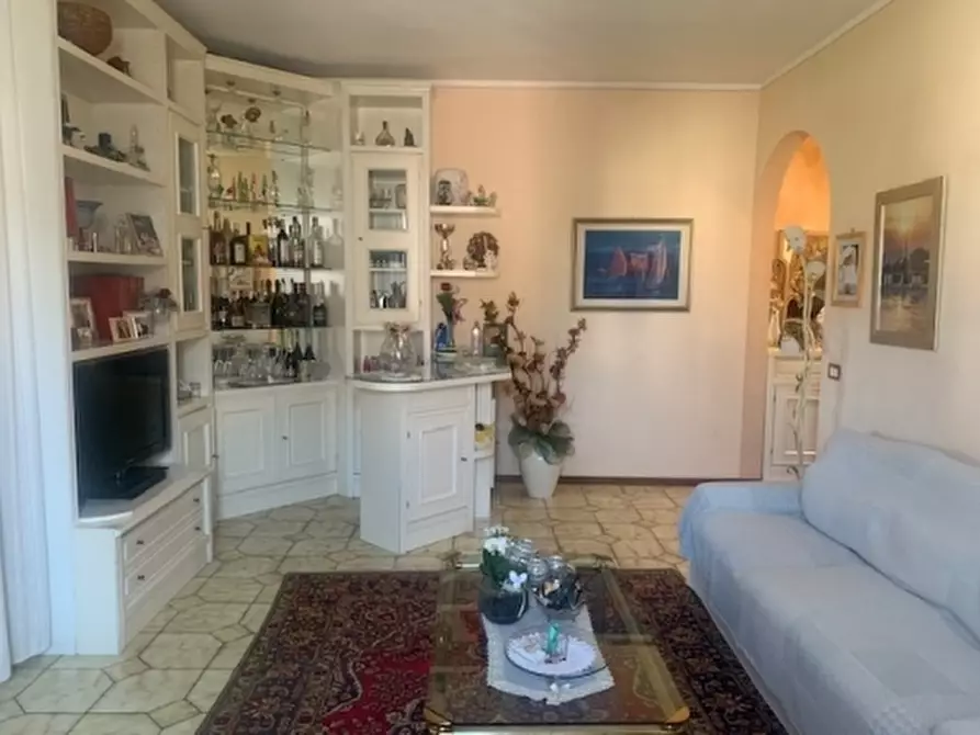 Immagine 4 di Appartamento in vendita  a Vinci