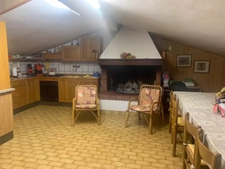 Immagine 21 di Appartamento in vendita  a Vinci