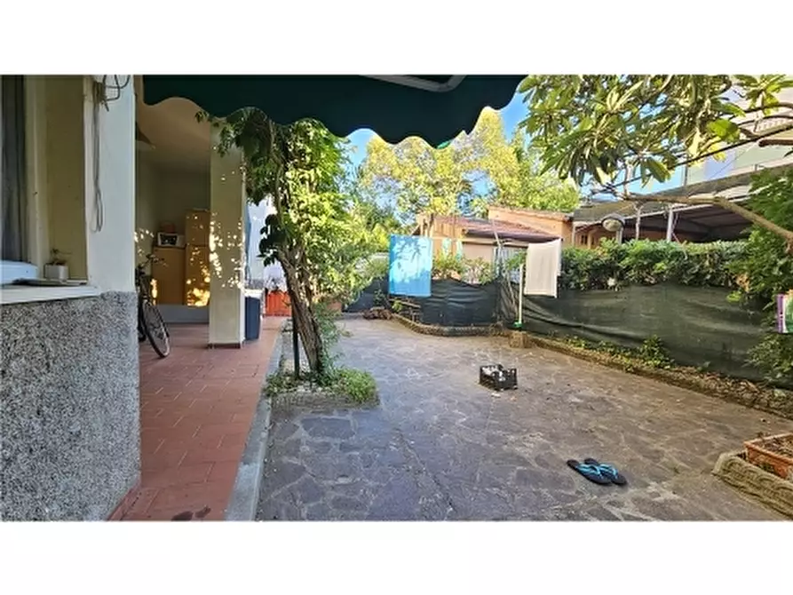 Immagine 4 di Appartamento in vendita  a Rosignano Marittimo