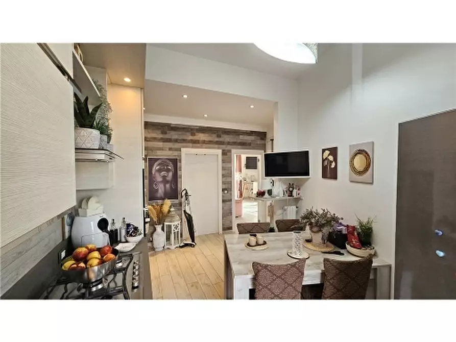 Immagine 5 di Appartamento in vendita  a Empoli