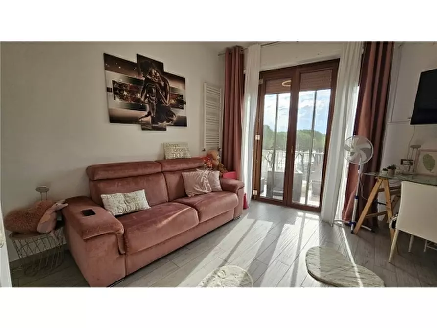 Immagine 14 di Appartamento in vendita  a Empoli