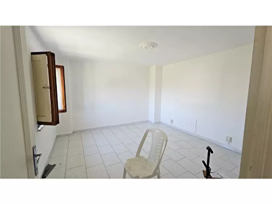 Immagine 5 di Appartamento in vendita  a Empoli