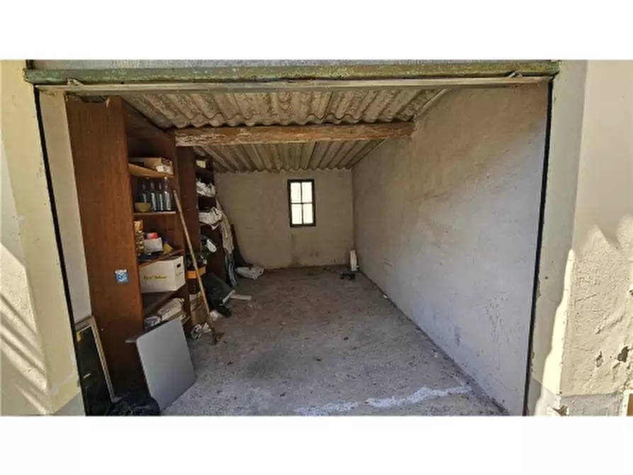 Immagine 13 di Appartamento in vendita  a Empoli