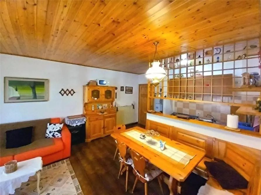 Immagine 2 di Appartamento in vendita  a Fiumalbo