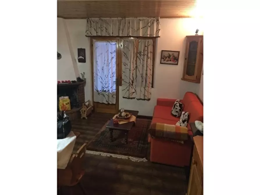 Immagine 8 di Appartamento in vendita  a Fiumalbo