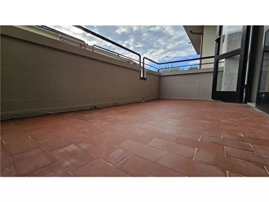 Immagine 26 di Appartamento in vendita  a Empoli