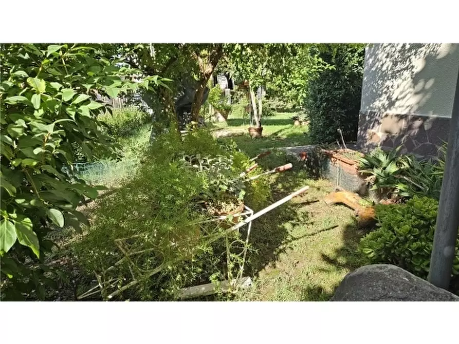 Immagine 30 di Appartamento in vendita  a Empoli