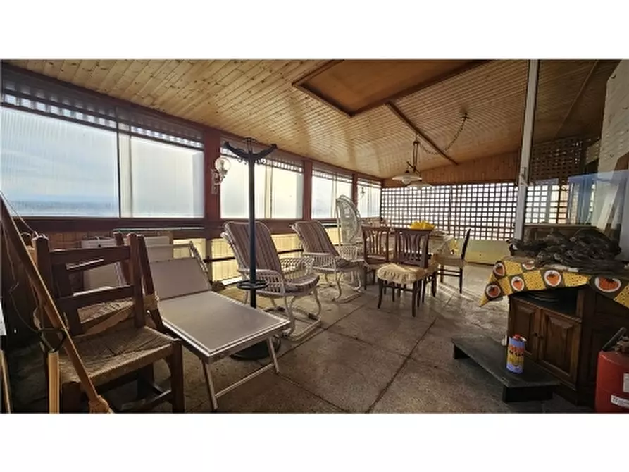 Immagine 13 di Appartamento in vendita  a Empoli