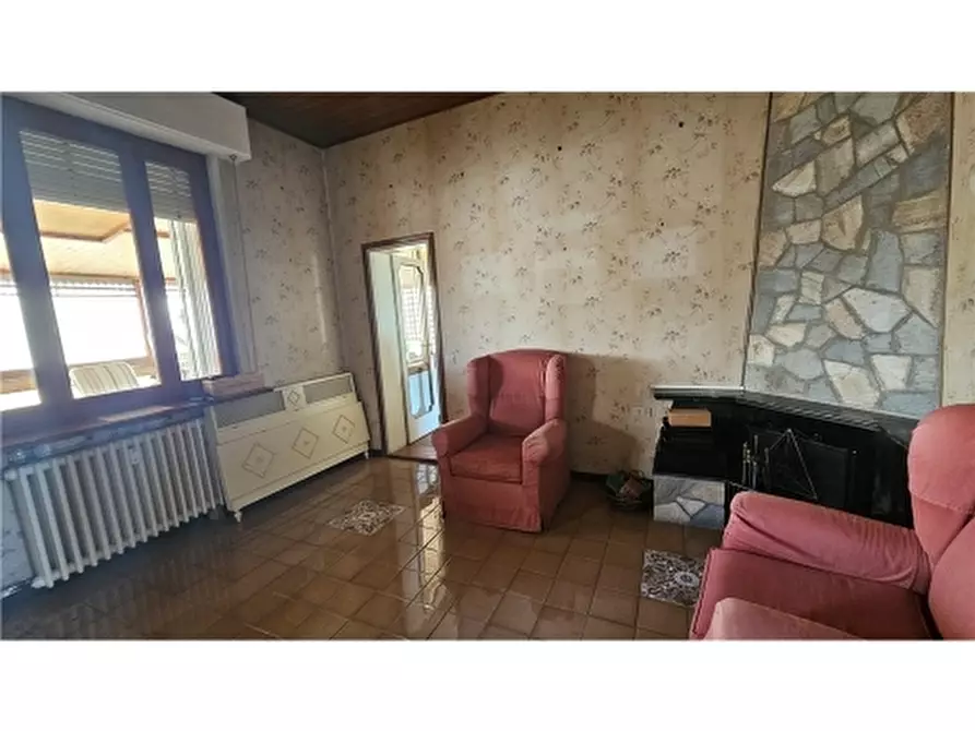 Immagine 15 di Appartamento in vendita  a Empoli