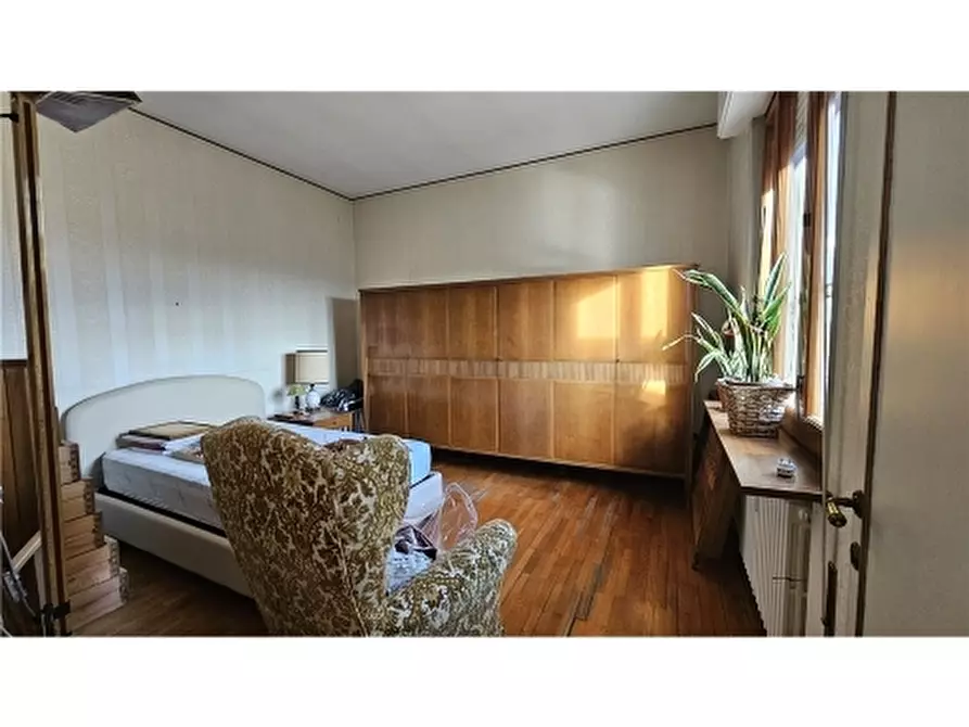 Immagine 20 di Appartamento in vendita  a Empoli