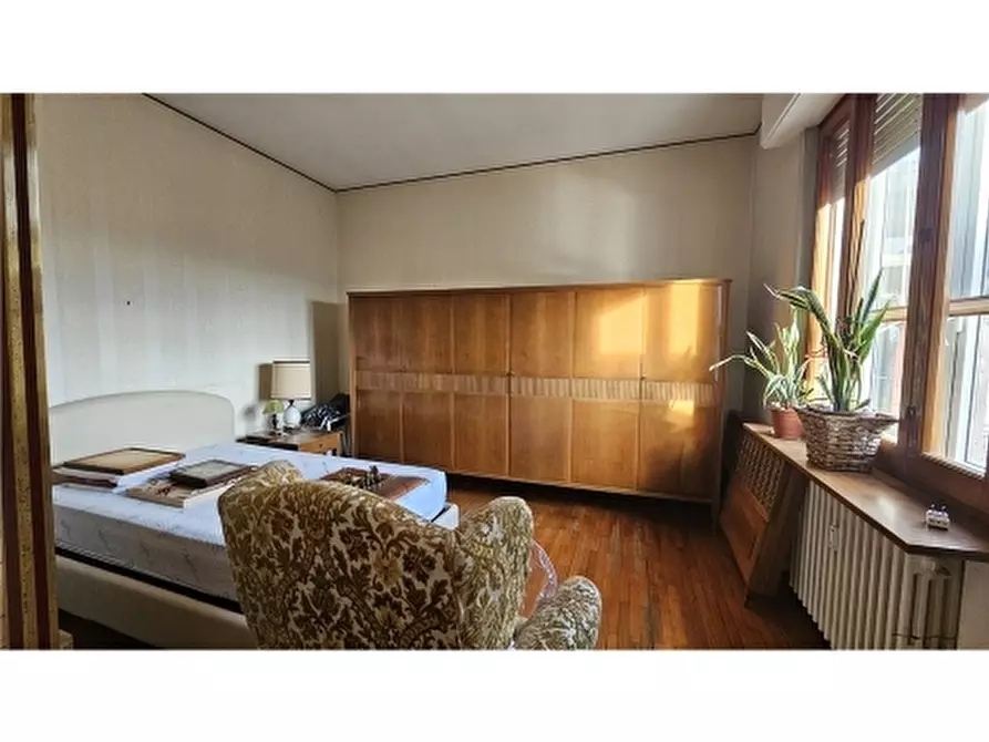 Immagine 21 di Appartamento in vendita  a Empoli