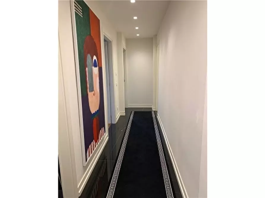 Immagine 10 di Appartamento in vendita  a Empoli