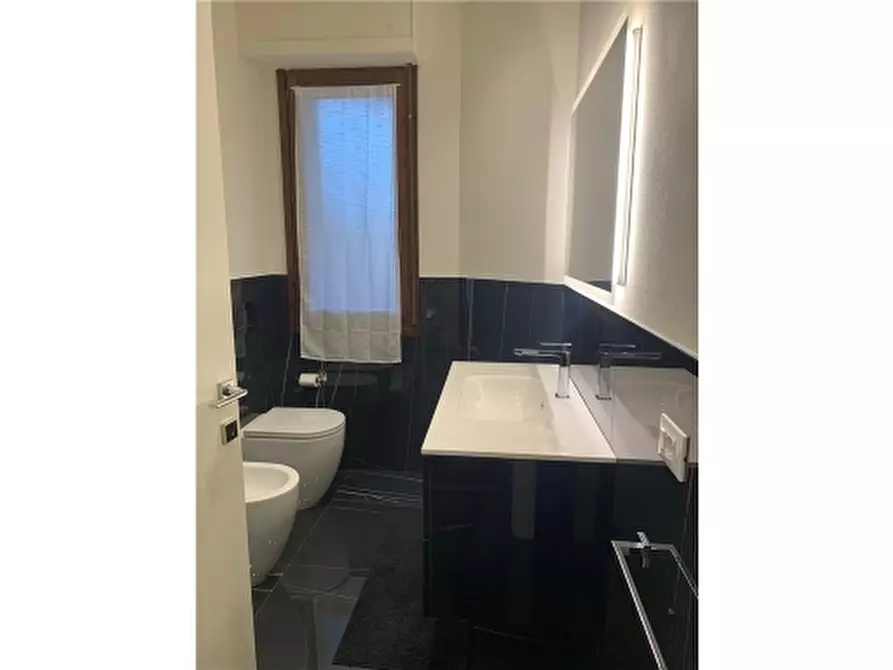 Immagine 17 di Appartamento in vendita  a Empoli