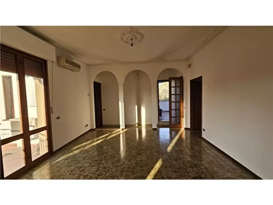 Immagine 6 di Appartamento in vendita  a Vinci