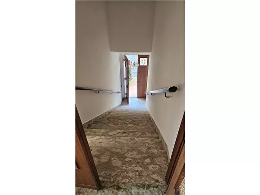 Immagine 8 di Appartamento in vendita  a Vinci