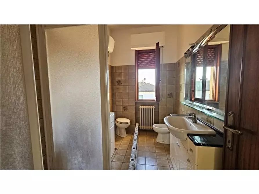 Immagine 16 di Appartamento in vendita  a Vinci