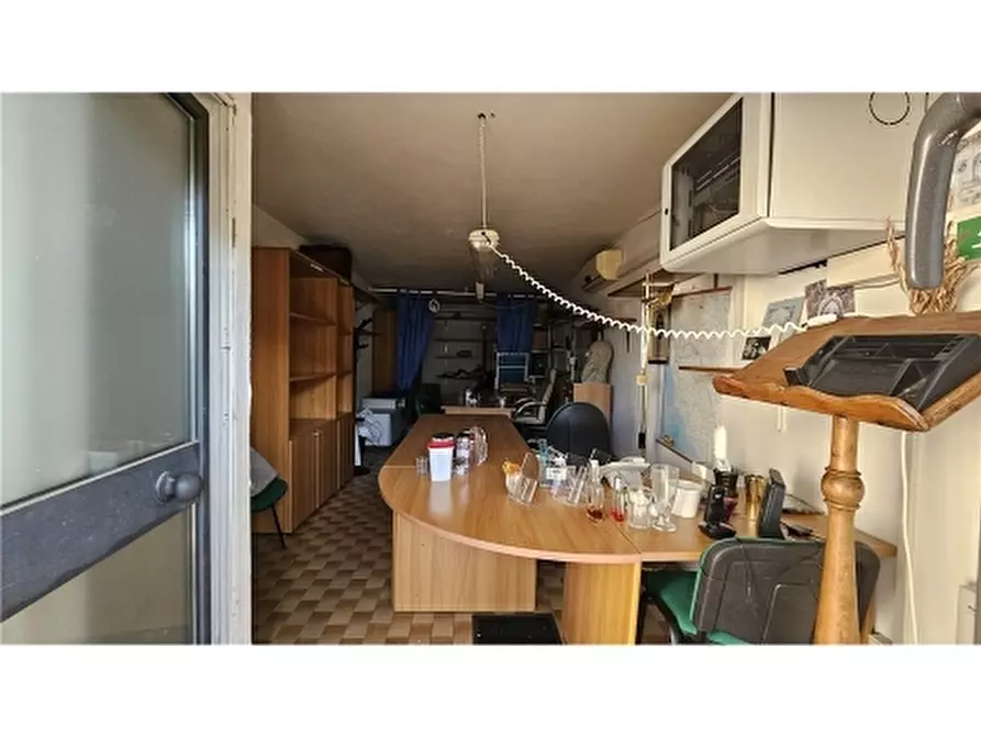 Immagine 21 di Appartamento in vendita  a Vinci