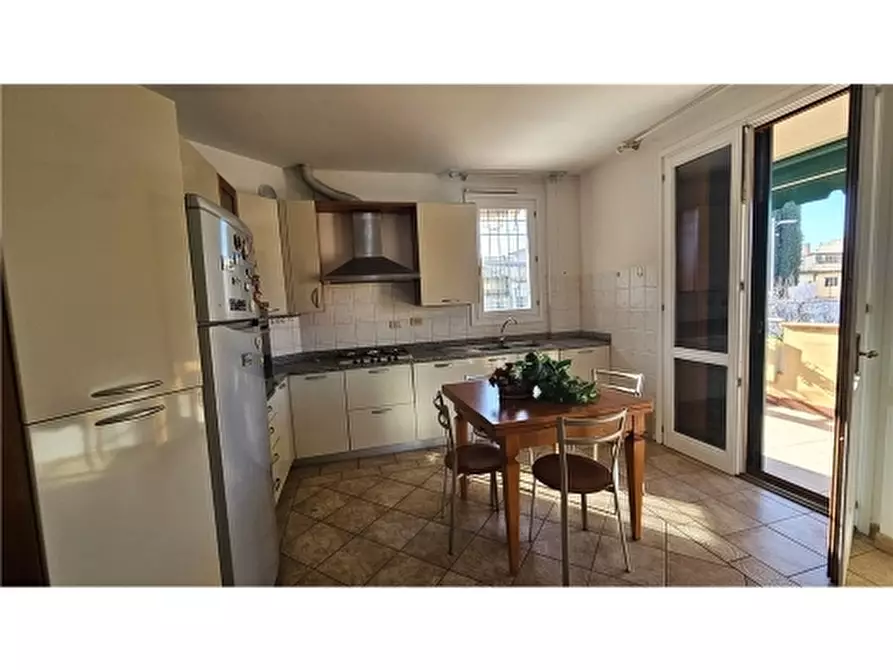 Immagine 6 di Appartamento in vendita  a Empoli