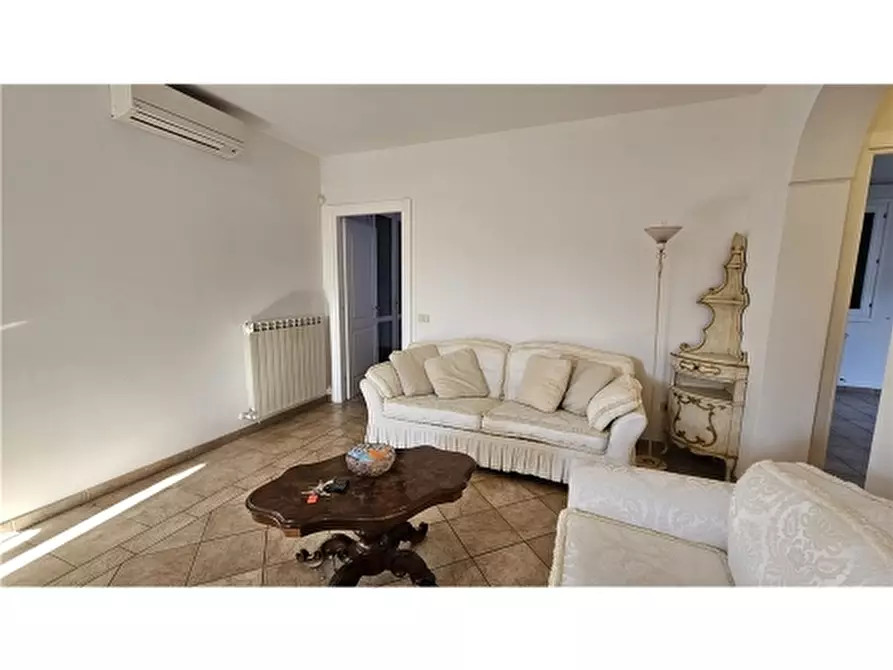 Immagine 7 di Appartamento in vendita  a Empoli