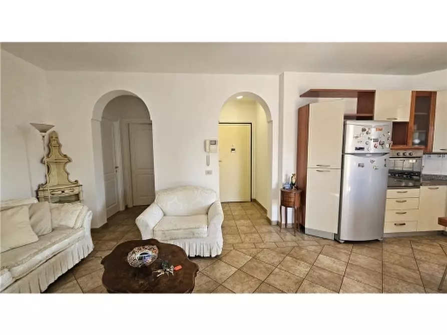 Immagine 11 di Appartamento in vendita  a Empoli