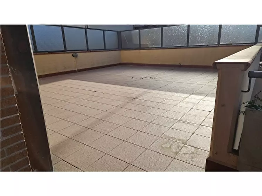 Immagine 14 di Appartamento in vendita  a Empoli