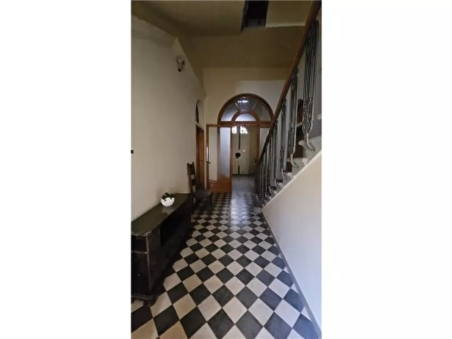 Immagine 11 di Appartamento in vendita  a Empoli