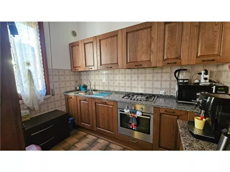 Immagine 8 di Appartamento in vendita  a Montelupo Fiorentino