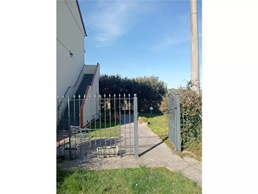 Immagine 1 di Appartamento in vendita  a Empoli