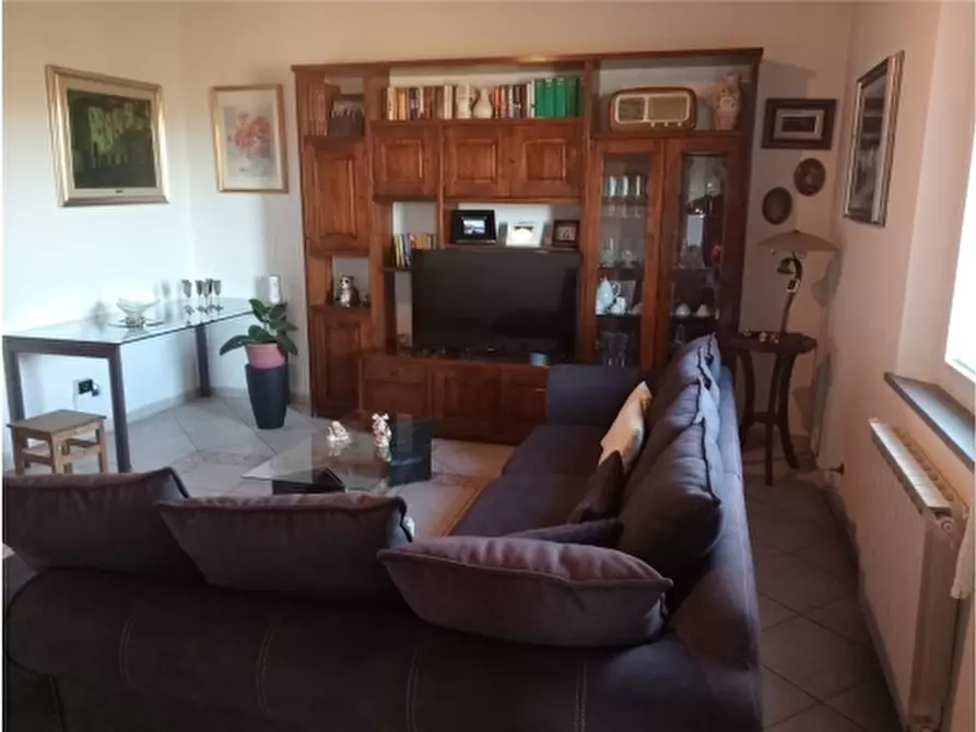 Immagine 22 di Appartamento in vendita  a Empoli