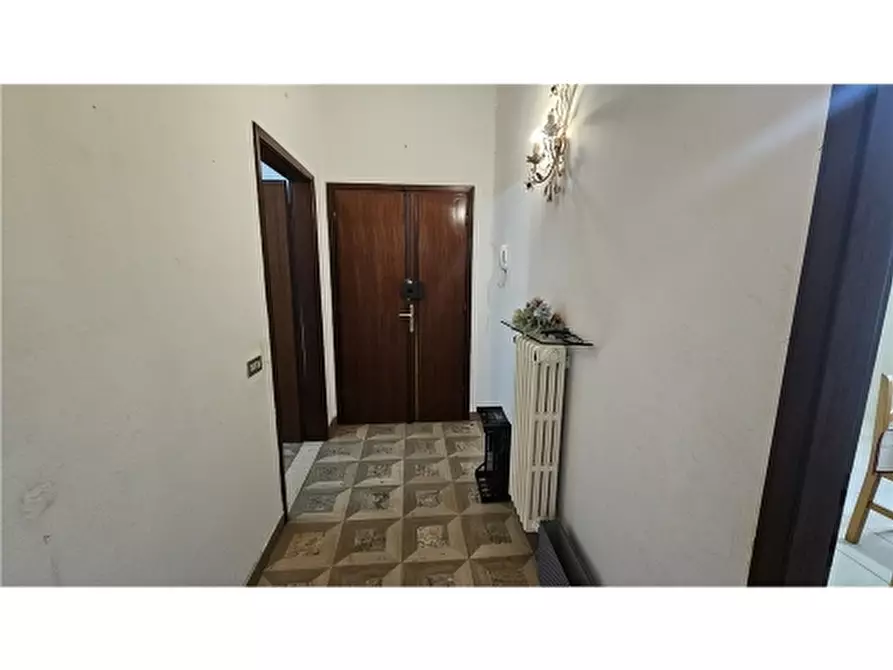 Immagine 2 di Appartamento in vendita  a Vinci