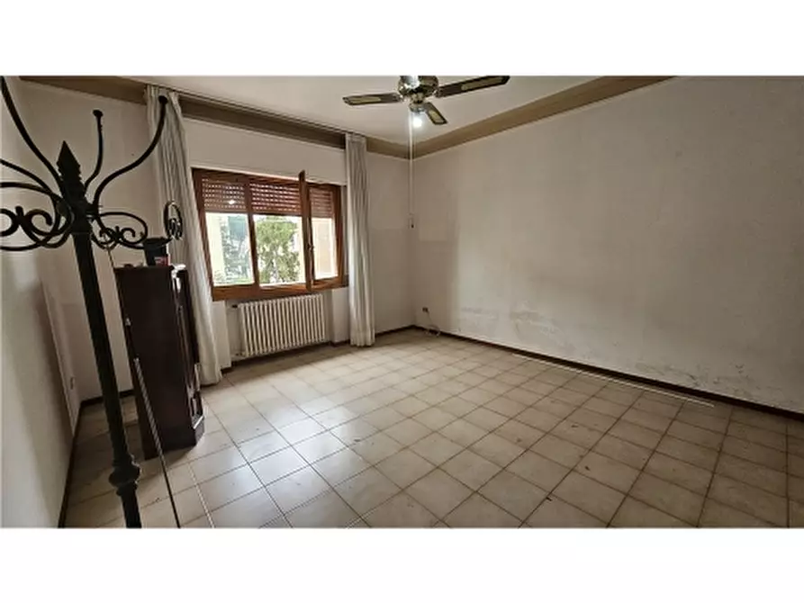 Immagine 4 di Appartamento in vendita  a Vinci